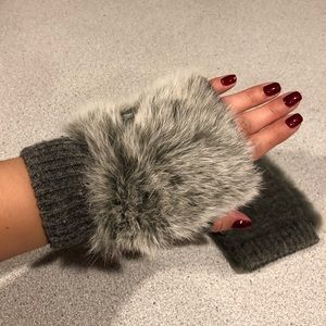 Adrienne Landau rabbit fur fingerless gloves